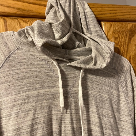 Old Navy Light Pullover Hoodie XL Tall - Picture 2 of 4